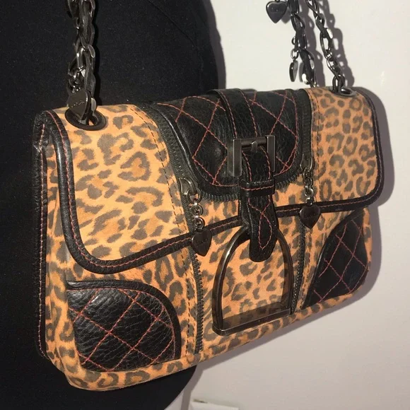 Leopard Print Shoulder Bag with Black Accents - Picture 5 of 8